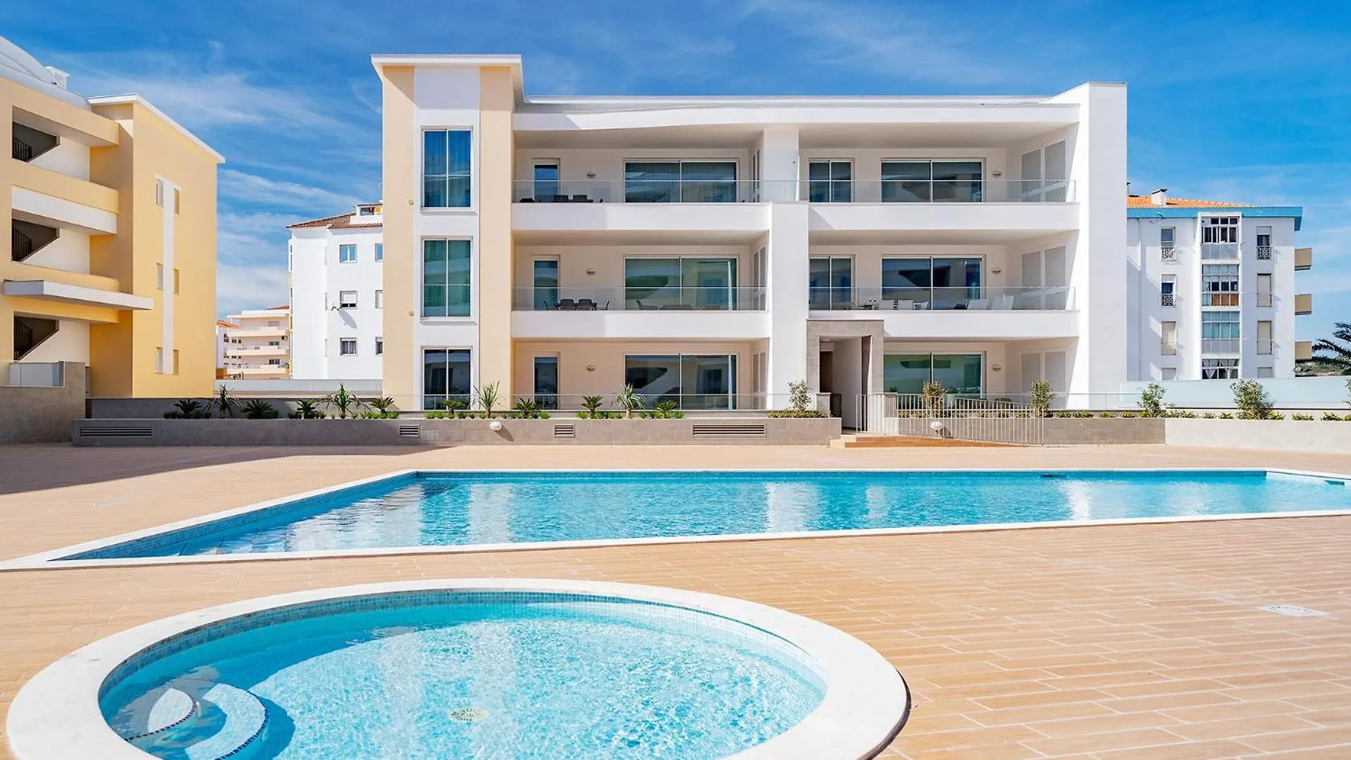 Apartment Lagos Marina View By Homing